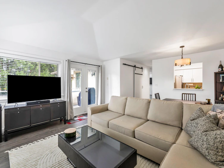 308-33675 Marshall Road, Abbotsford, BC, V2S 1L4 - 4