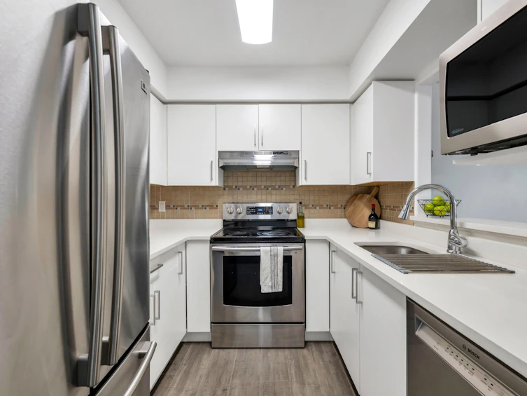 308-33675 Marshall Road, Abbotsford, BC, V2S 1L4 - 9