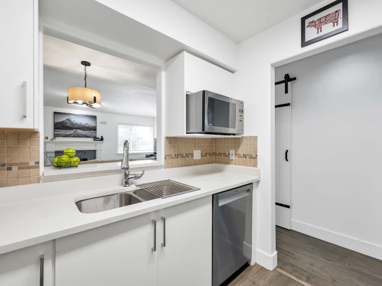 308-33675 Marshall Road, Abbotsford, BC, V2S 1L4 - 12