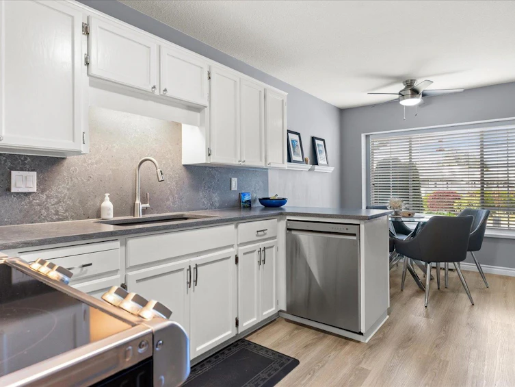 34-33922 King Road, Abbotsford, BC, V2S 7N1 - 4