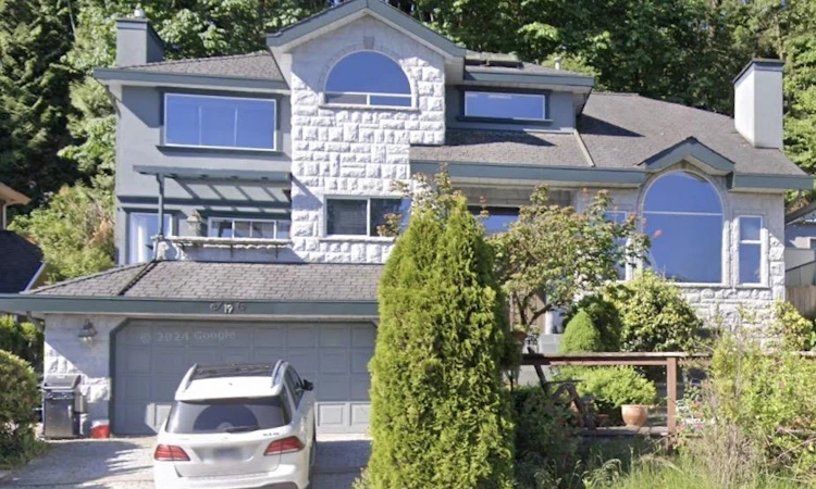 19 Burrard Crescent