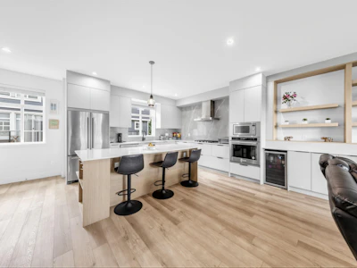 33-10488 124 Street - 3