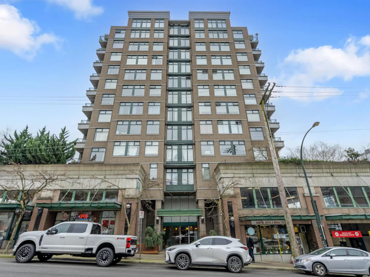 606-720 Carnarvon Street, New Westminster, BC, V3M 6S2