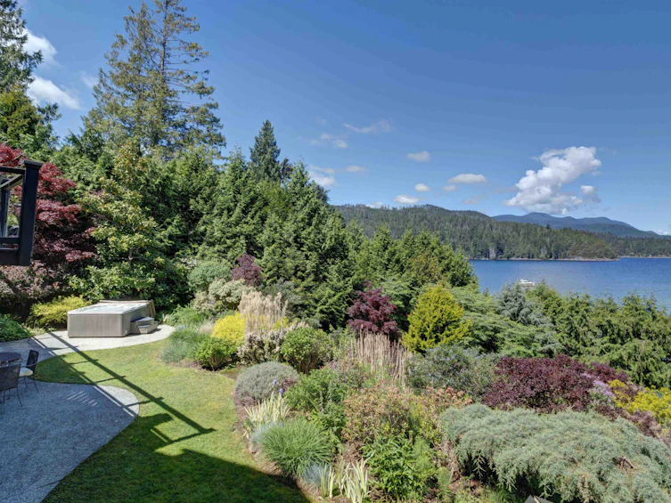 6480 Shoreline Place, Sechelt, BC, V7Z 0L1 - 12