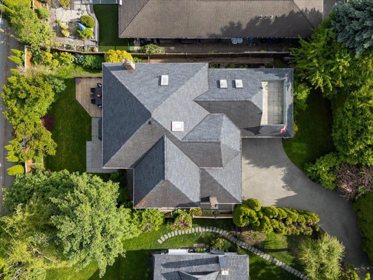 2471 Mowat Place, North Vancouver, BC, V7H 2X2 - 2