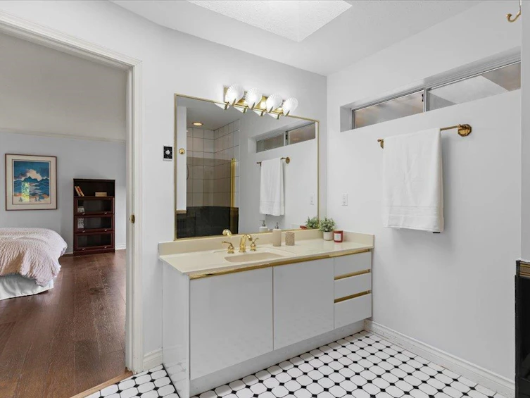 2471 Mowat Place, North Vancouver, BC, V7H 2X2 - 18