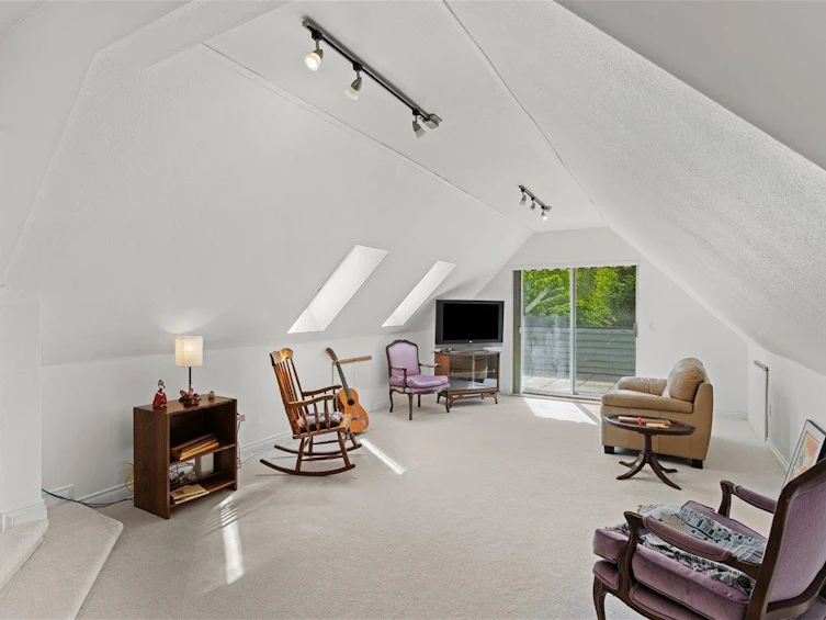 2471 Mowat Place, North Vancouver, BC, V7H 2X2 - 24