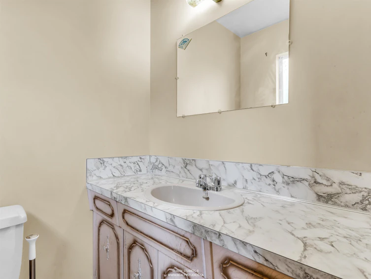 2553 Bendale Road, North Vancouver, BC, V7H 1G6 - 12