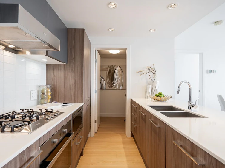 1107-2220 Kingsway, Vancouver, BC, V5N 2T7 - 12