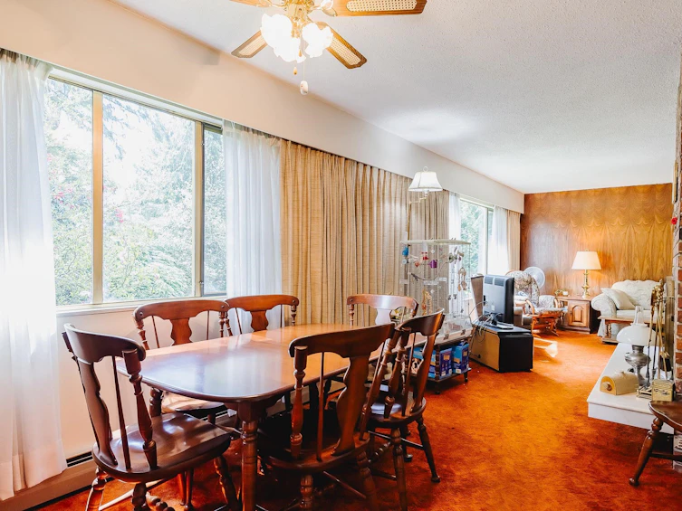 21190 Glenwood Avenue, Maple Ridge, BC, V2X 8K5 - 21