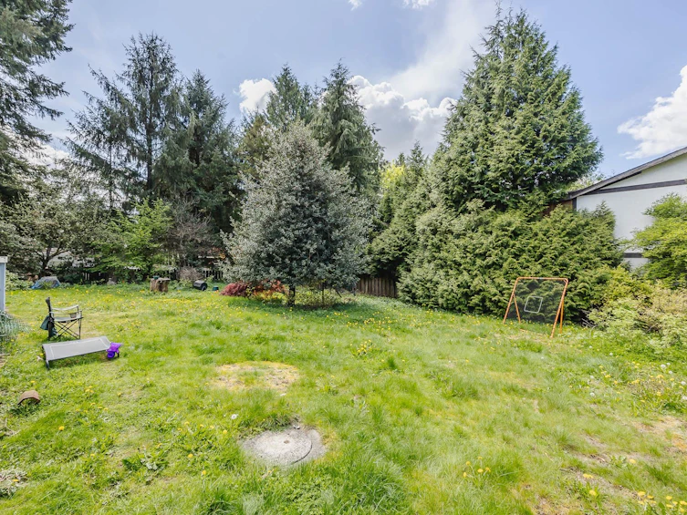 21190 Glenwood Avenue, Maple Ridge, BC, V2X 8K5 - 11