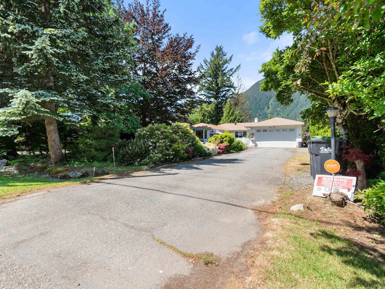 236 Water Avenue, Hope, BC, V0X 1L0 - 31