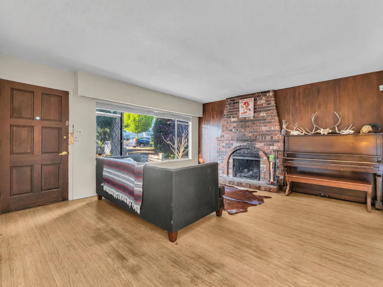 1144 Rochester Avenue, Coquitlam, BC, V3K 2X4 - 2