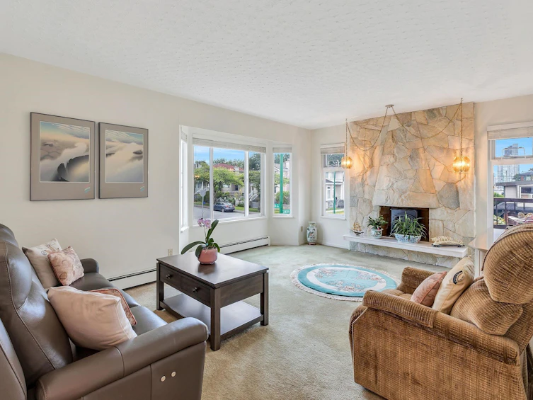 683 Gilmore Avenue, Burnaby, BC, V5C 5W6