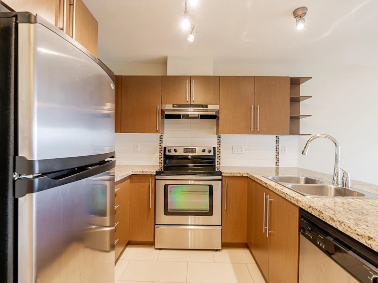 413-2088 Beta Avenue, Burnaby, BC, V5C 0C8 - 5