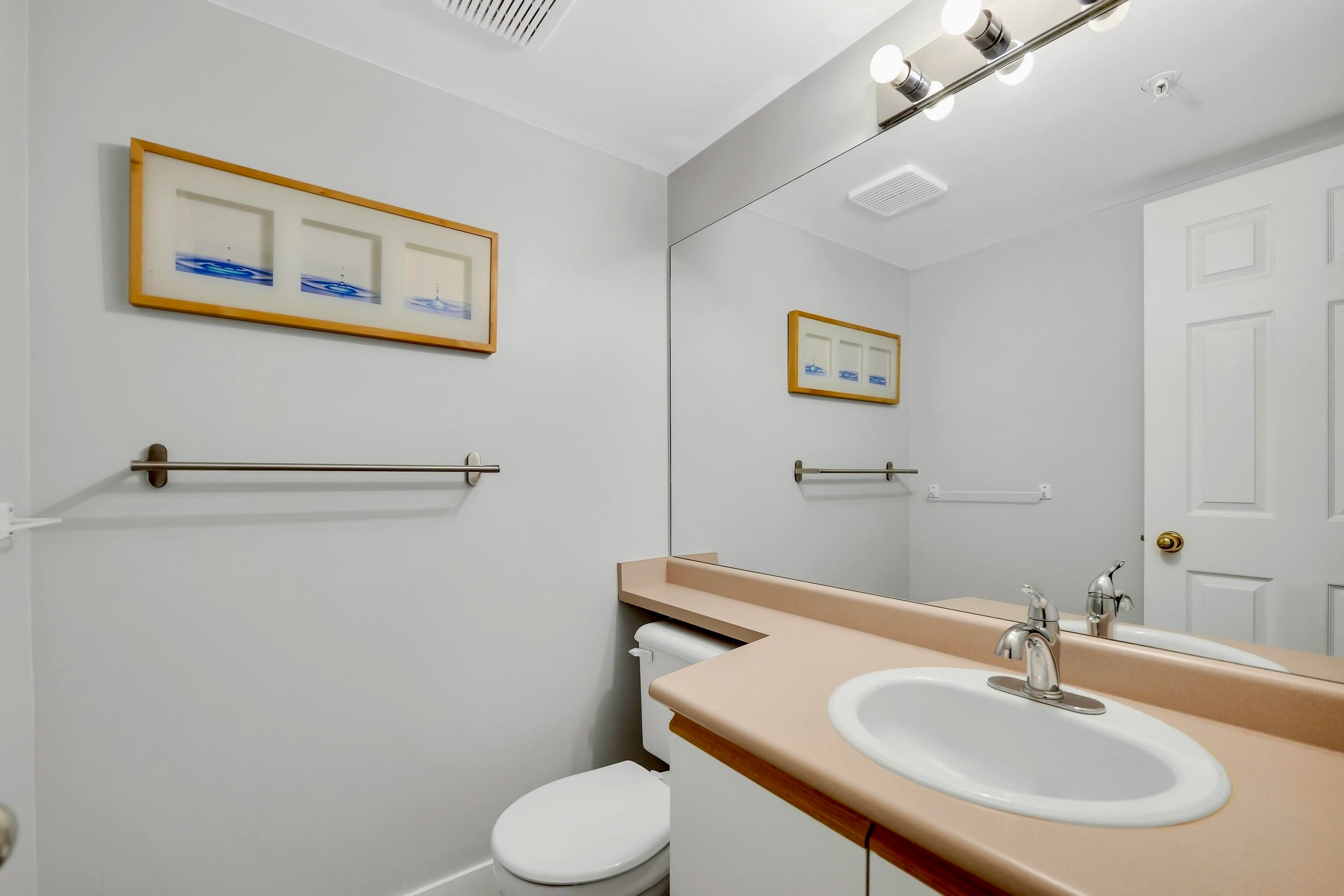 201B-40120 Willow Crescent, Squamish, BC, V8B 0L7 - 12