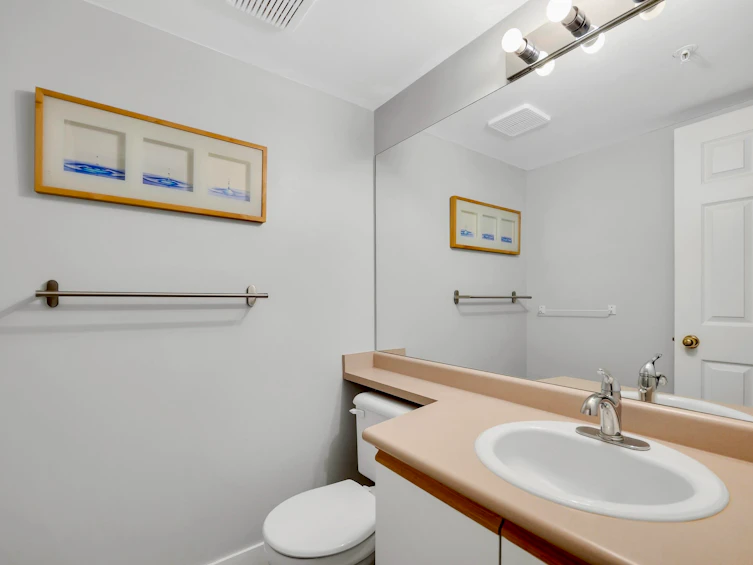 201B-40120 Willow Crescent, Squamish, BC, V8B 0L7 - 12