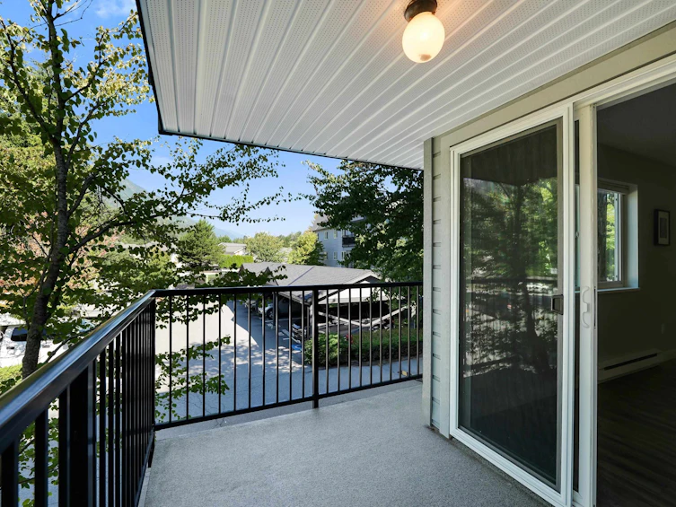 201B-40120 Willow Crescent, Squamish, BC, V8B 0L7 - 15