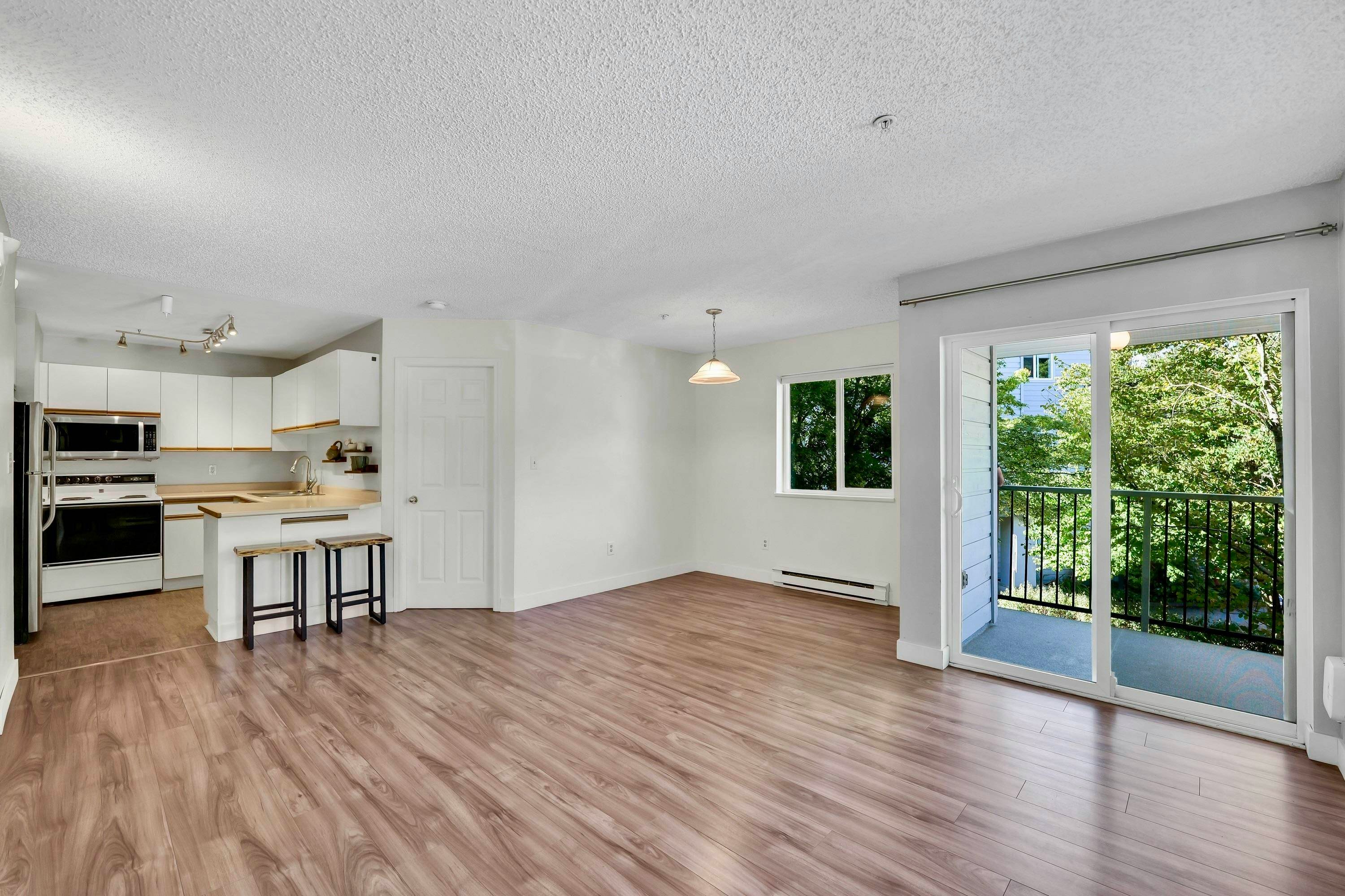 201B-40120 Willow Crescent, Squamish, BC, V8B 0L7 - 6