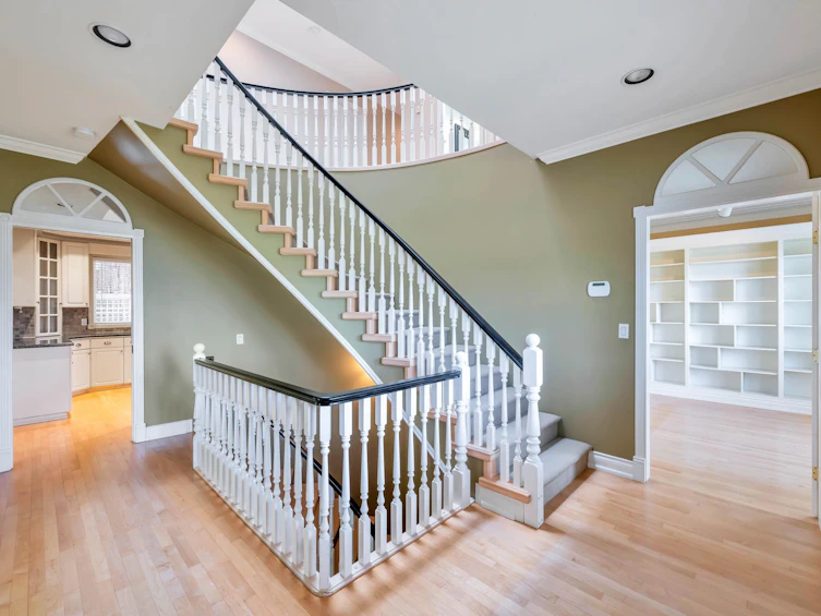 18032 98 Avenue, Surrey, BC, V4N 4V9 - 14