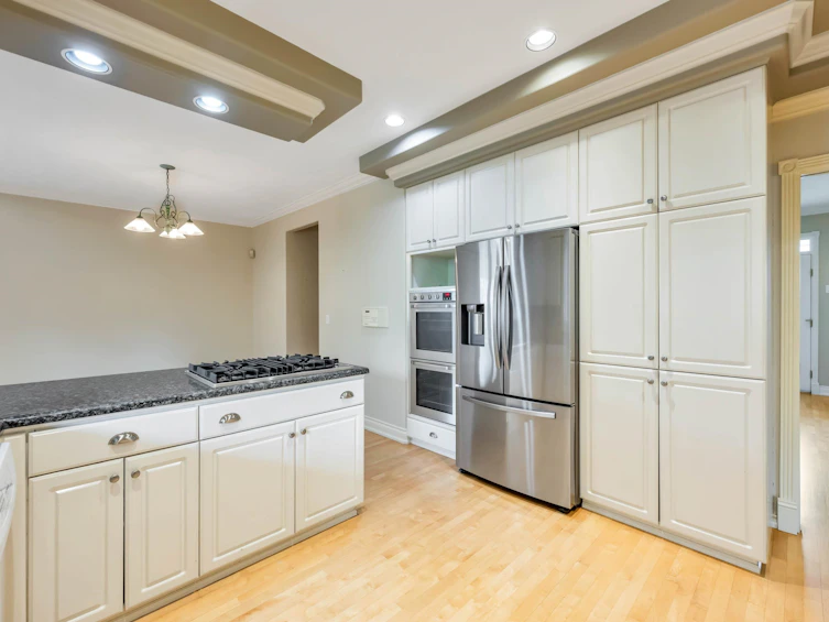 18032 98 Avenue, Surrey, BC, V4N 4V9 - 10
