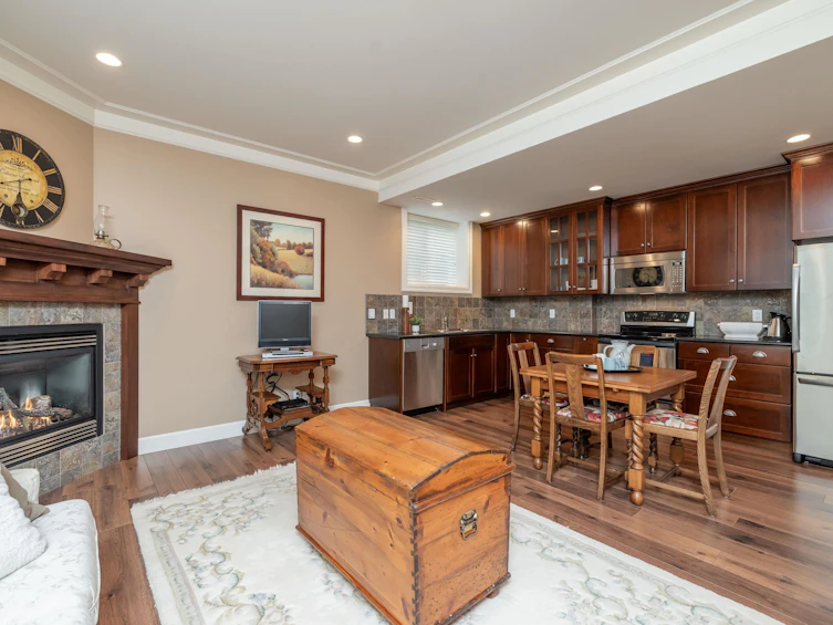 21271 43 Avenue, Langley, BC, V3A 7R9 - 26