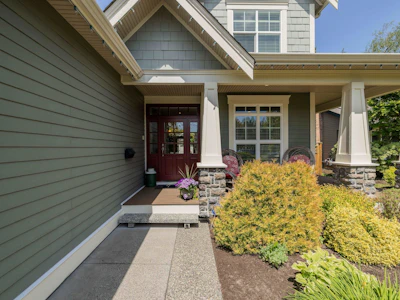 21271 43 Avenue - 4