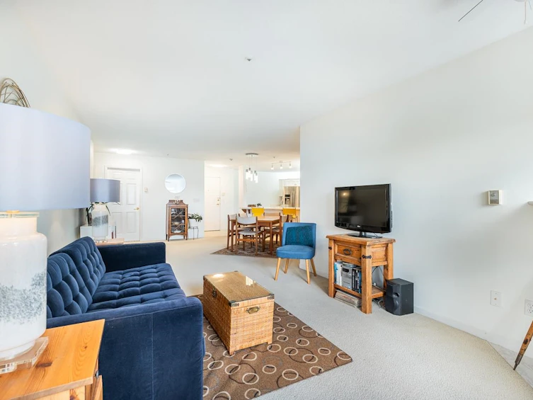 403-78 Richmond Street, New Westminster, BC, V3L 5T2 - 4