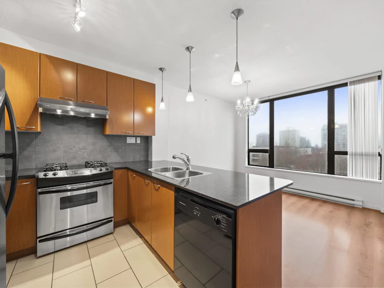 609-7138 Collier Street, Burnaby, BC, V5E 0A2 - 8