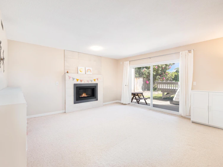 3985 Frames Place, North Vancouver, BC, V7G 2M5 - 31