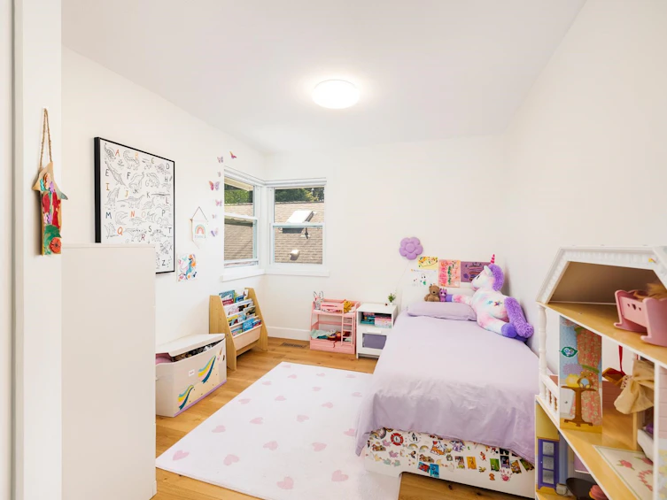 3985 Frames Place, North Vancouver, BC, V7G 2M5 - 22