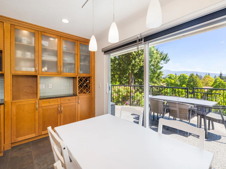 3985 Frames Place, North Vancouver, BC, V7G 2M5 - 12