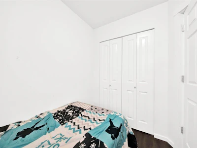 105-15340 Guildford Drive - 5
