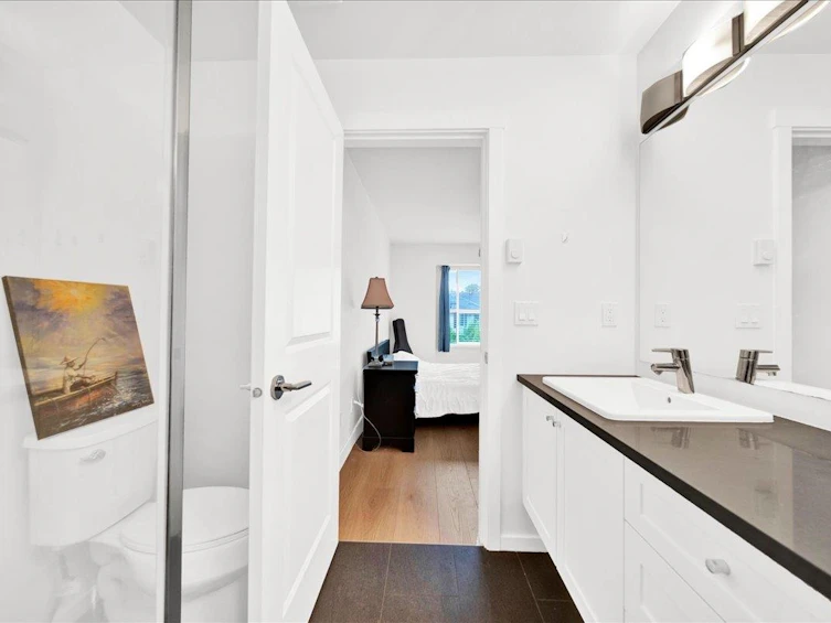 105-15340 Guildford Drive, Surrey, BC, V3R 0C9 - 21