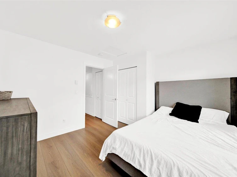 105-15340 Guildford Drive, Surrey, BC, V3R 0C9 - 22