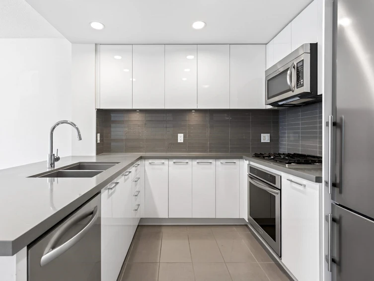 2005-4880 Bennett Street, Burnaby, BC, V5H 0C1 - 15