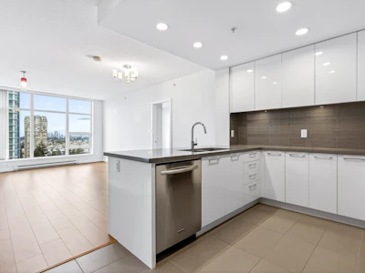 2005-4880 Bennett Street - 2