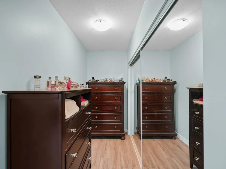 25040 57 Avenue, Langley, BC, V4W 1T6 - 22