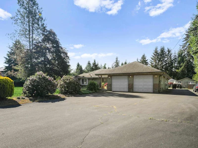 25040 57 Avenue - 2