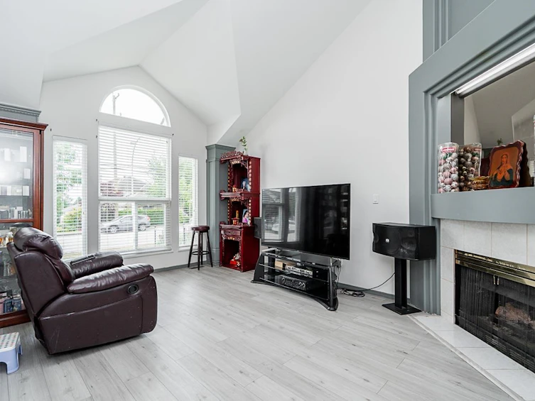 16089 80 Avenue, Surrey, BC, V4N 0X1 - 2