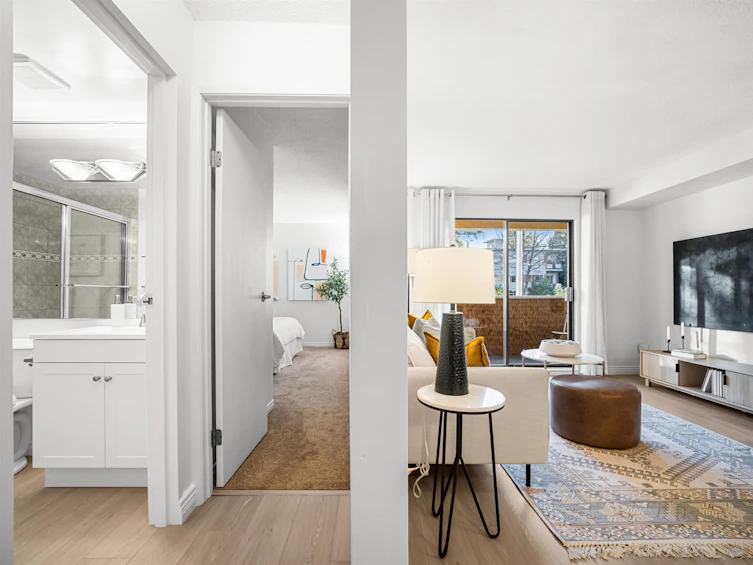 313-975 E Broadway, Vancouver, BC, V5T 1Y3 - 13