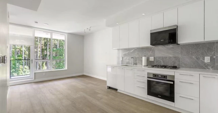 5608 Berton Avenue, Vancouver, BC, V6S 0M6 - 2
