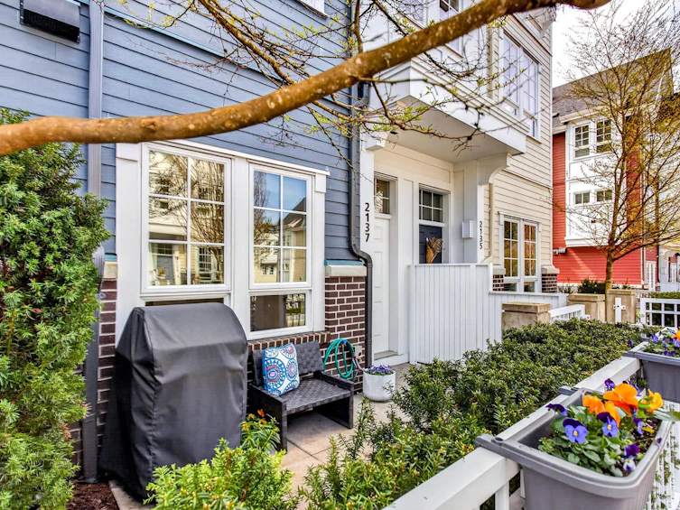 2137 Spring Street, Port Moody, BC, V3H 0J5 - 2