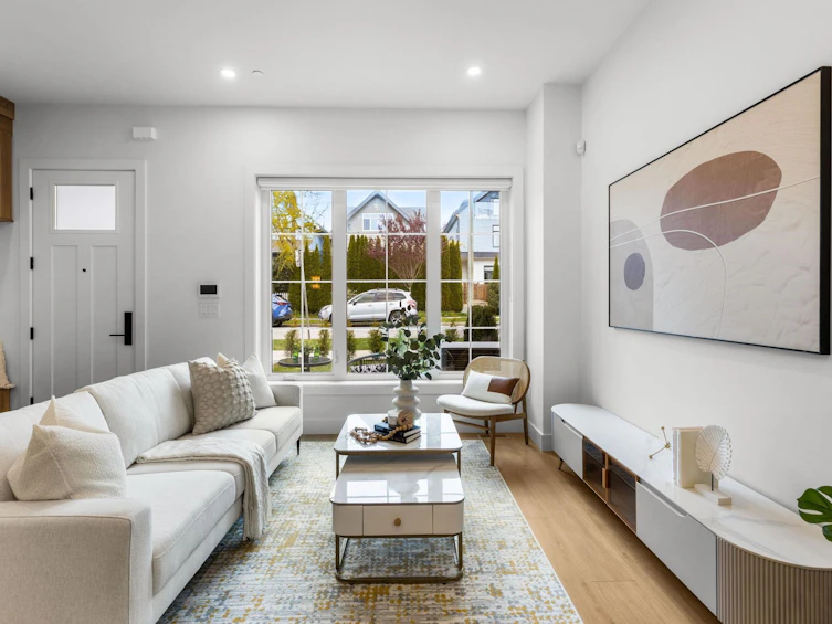 1-1620 E 11th Avenue, Vancouver, BC, V5N 1Y7