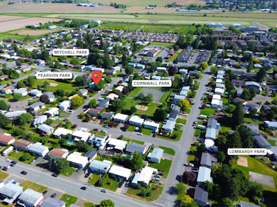 8708 Cornwall Crescent - 5
