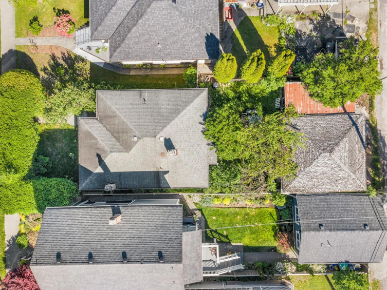 880 E 33rd Avenue, Vancouver, BC, V5V 3A5