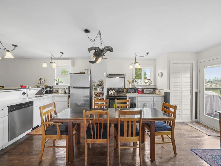 2850 E 6th Avenue, Vancouver, BC, V5M 1R8 - 6
