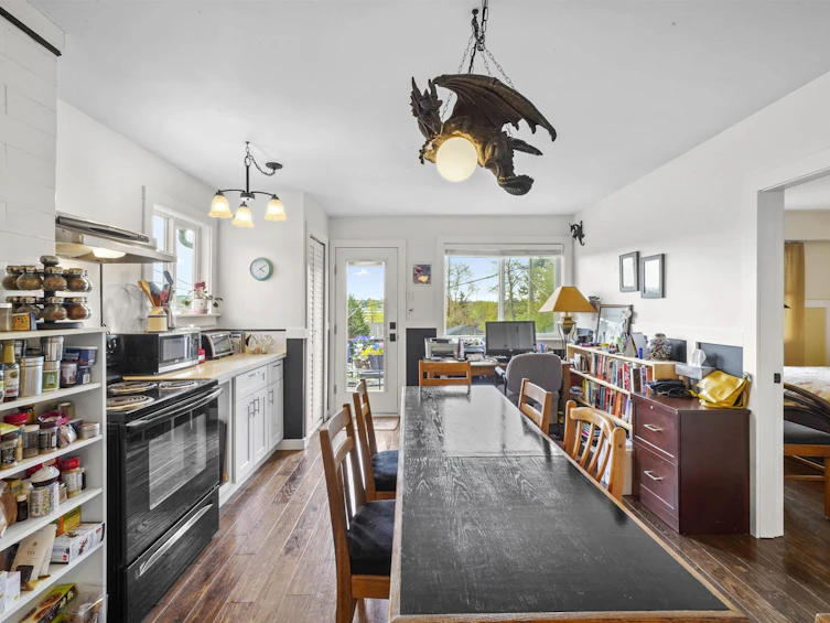 2850 E 6th Avenue, Vancouver, BC, V5M 1R8 - 7