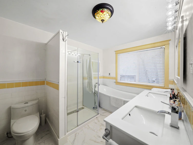 2850 E 6th Avenue, Vancouver, BC, V5M 1R8 - 13