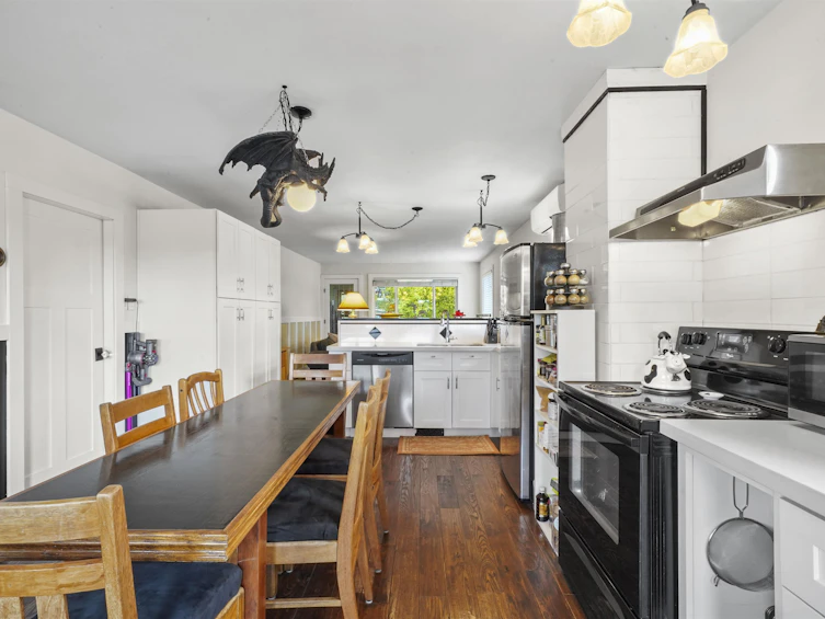 2850 E 6th Avenue, Vancouver, BC, V5M 1R8 - 9